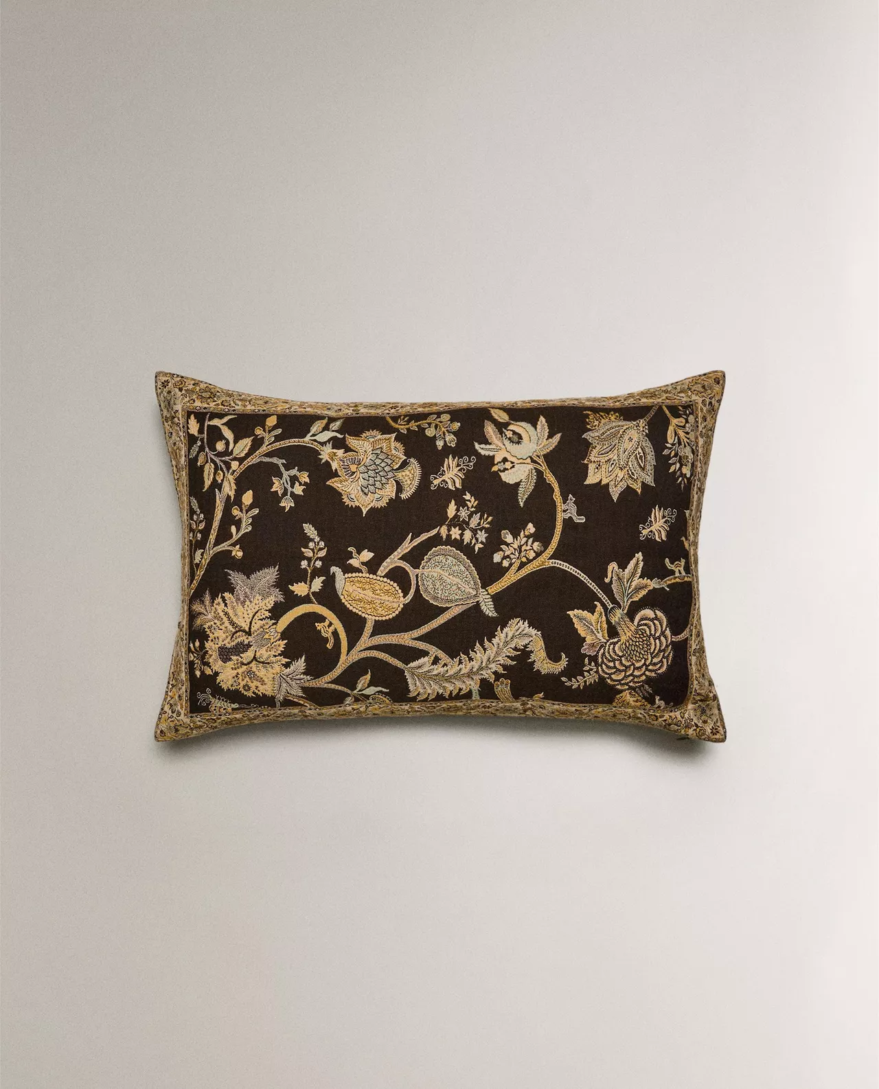 Jacquard Cushion